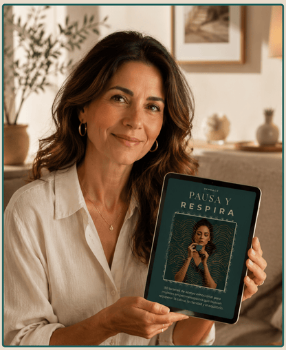 ¿No te reconoces desde que empezó la perimenopausia? En solo 5 minutos al día, RENAACE te ayuda a recuperar tu identidad y confianza. - renaace